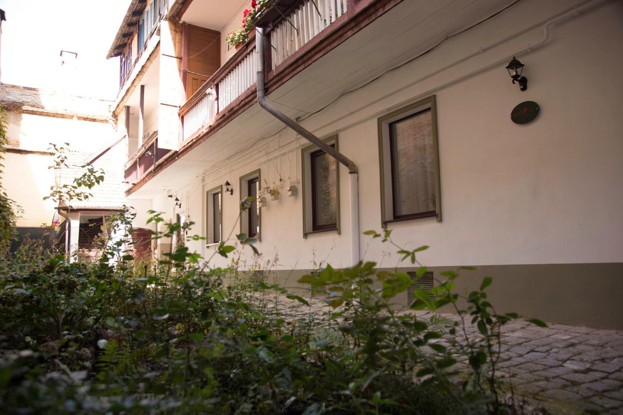 Seek And Hide - Little Emma'S Hideaway Braşov Exterior foto